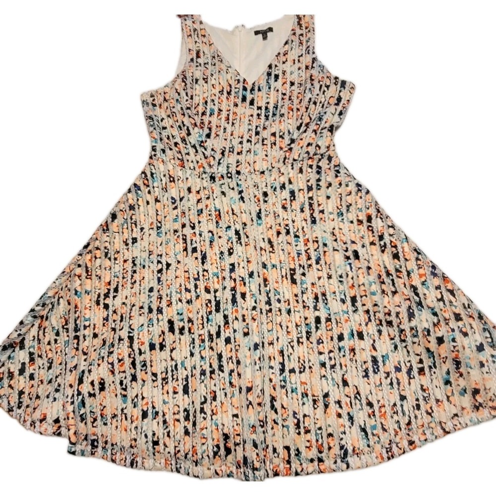Apartment 9 Size 10 Mesh Fit & Flare Dress Lined Sleeveless V-Neck Career - Picture 3 of 13